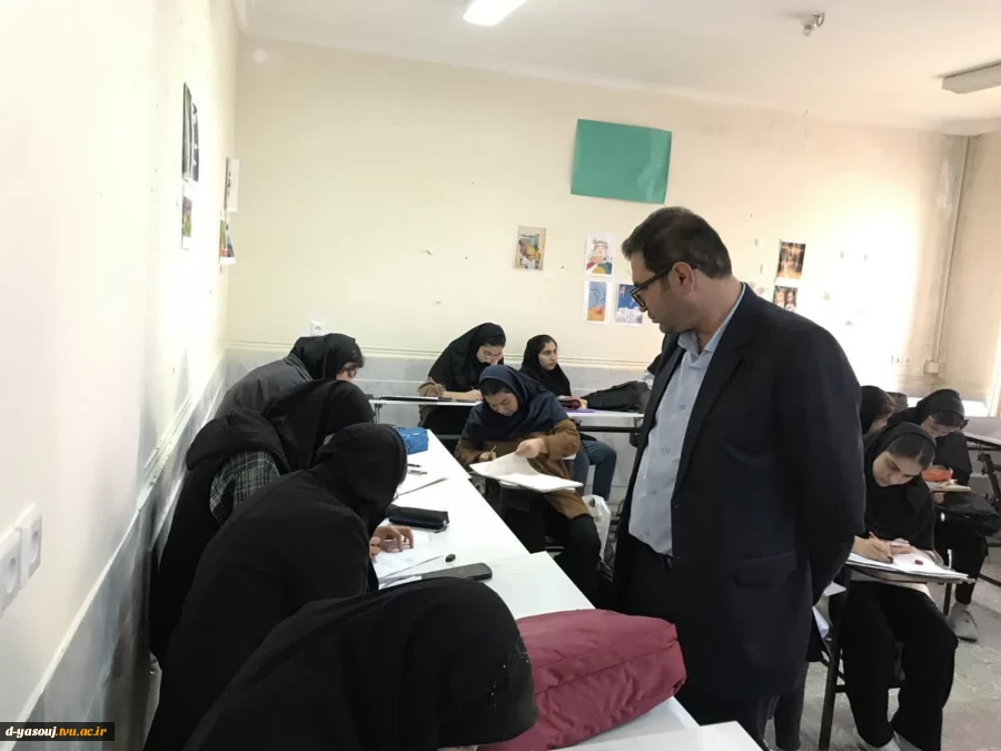 کارگاه یک روزه طراحی پوستر و تصویرسازی دانشجویان گرافیک دانشکده فنی دختران یاسوج با موضوع غزه سه شنبه ۳۰ آبانماه 4