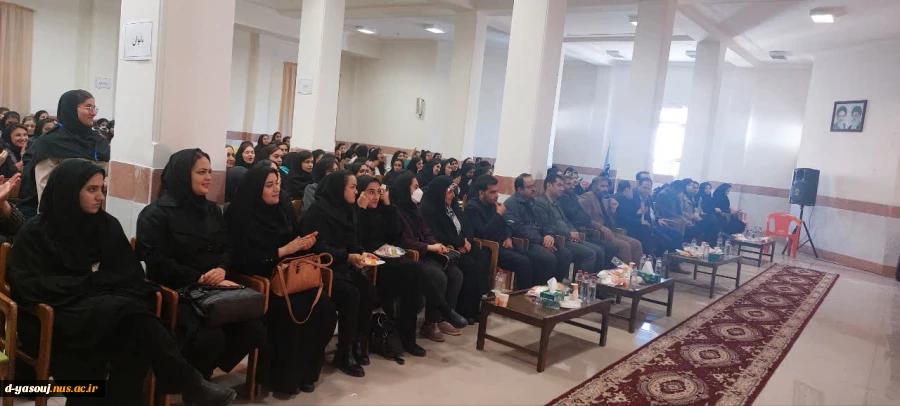 مراسم گرامیداشت روز دانشجو با حضور پرنشاط دانشجویان  برگزار شد. 4