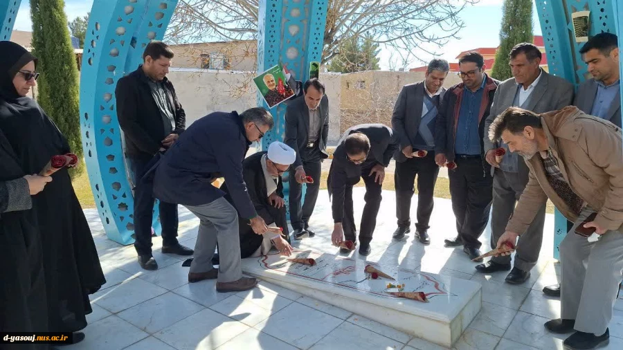 به مناسبت هفته مقاومت و گرامی داشت پنجمین سالگرد شهادت سردار دلها حاج قاسم سلیمانی ویژه برنامه ای در دانشگاه ملی مهارت استان کهگیلویه و بویراحمد(مرکز دختران یاسوج)برگزار گردید 7
