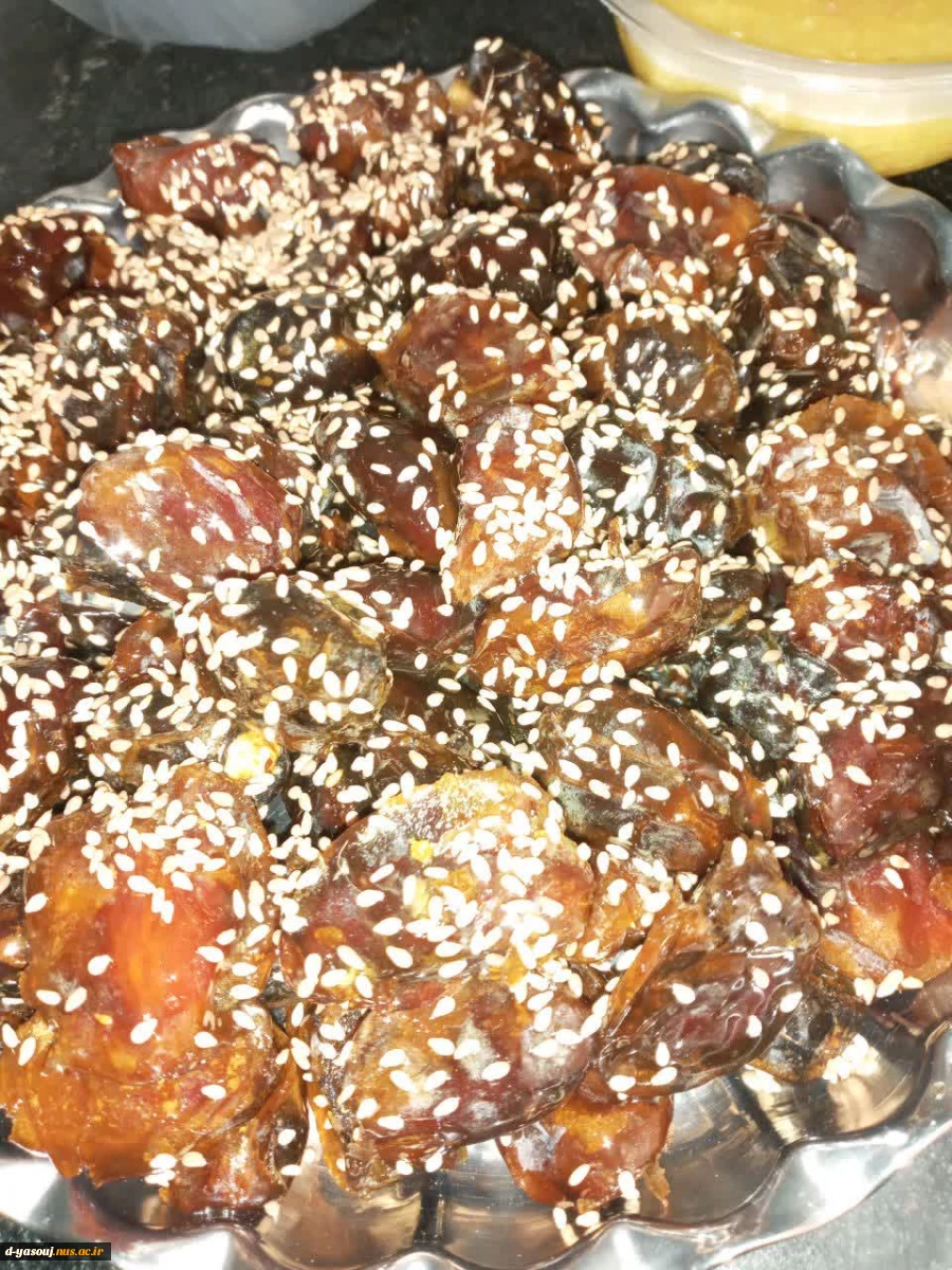 تهیه افطاری توسط کارکنان دانشگاه ملی مارت دختران  یا سوج جهت متنوع بودن سفره ضیافت ماه مبارک رمضان  2