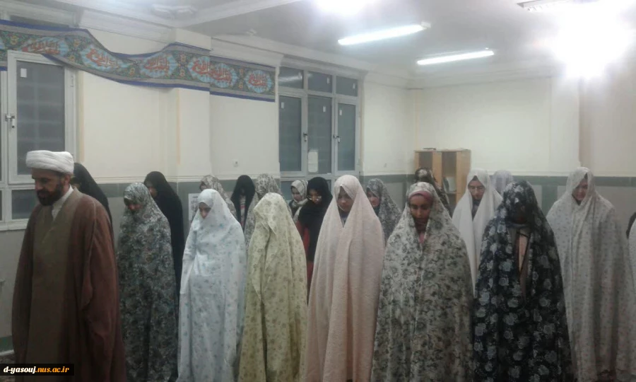 تهیه افطاری توسط کارکنان دانشگاه ملی مارت دختران  یا سوج جهت متنوع بودن سفره ضیافت ماه مبارک رمضان  2
