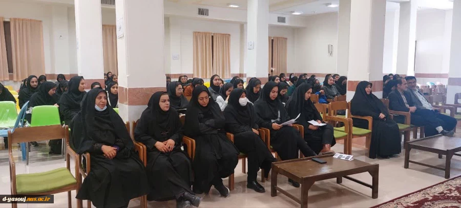 برگزاری جلسه تو جیهی دانشجویان ورودی بهمن 1403 دانشگاه ملی مهارت دختران یاسوج  3